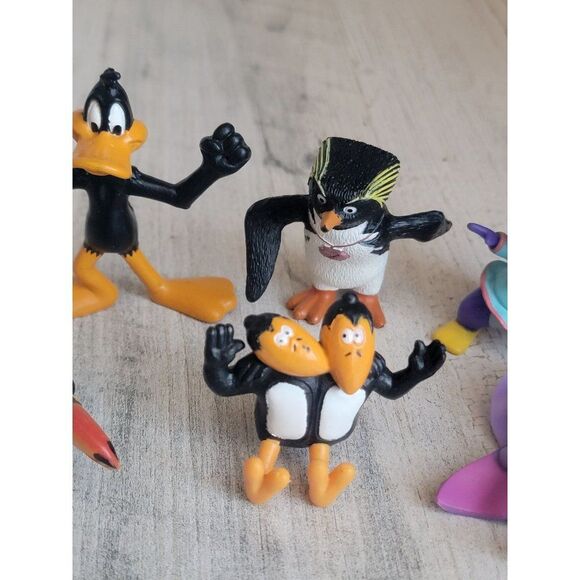 Penguin duck cartoon variety bird toy set daffy surfs up - Picture 6 of 9